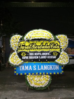 Papan Bunga Duka di Dapu Dapura