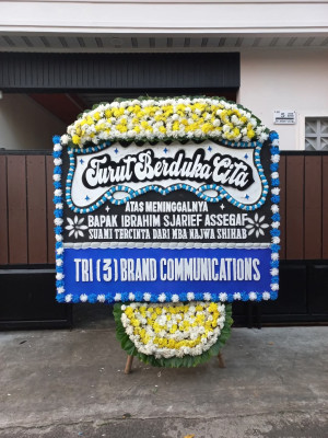 Papan Bunga Duka di Dapu Dapura